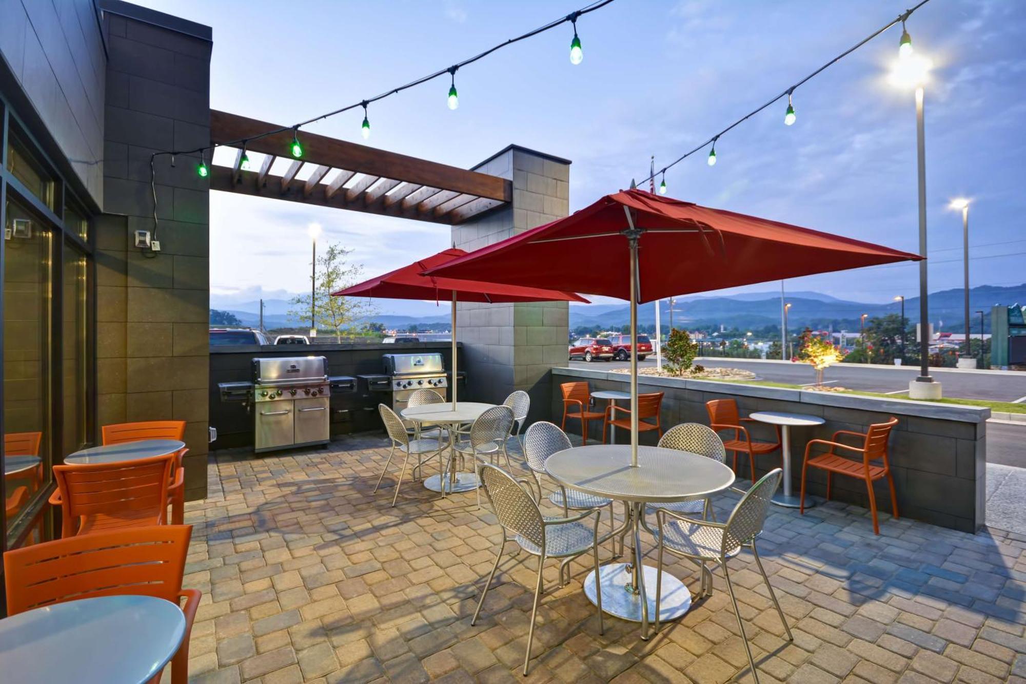 Home2 Suites By Hilton Pigeon Forge Exterior foto
