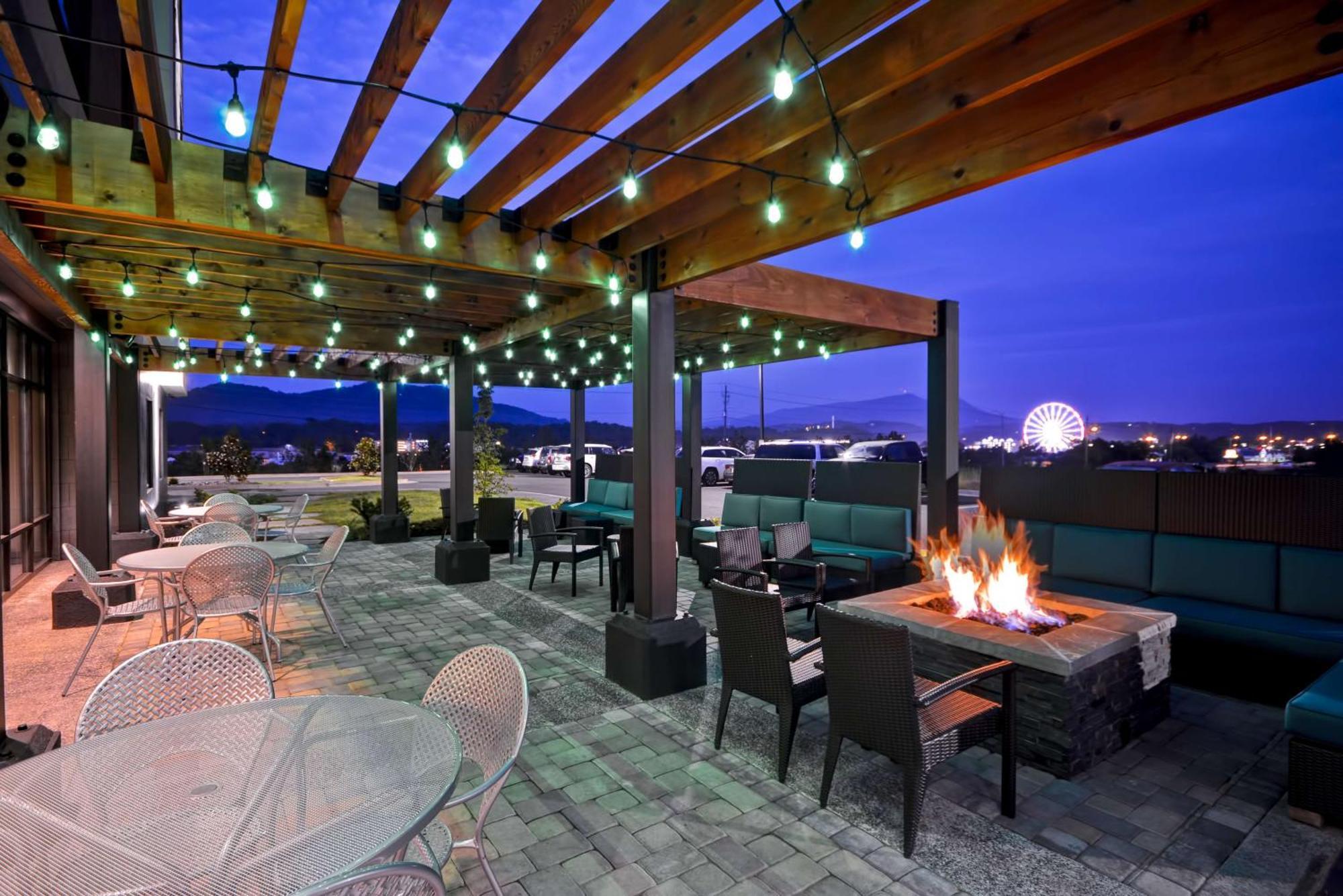 Home2 Suites By Hilton Pigeon Forge Exterior foto